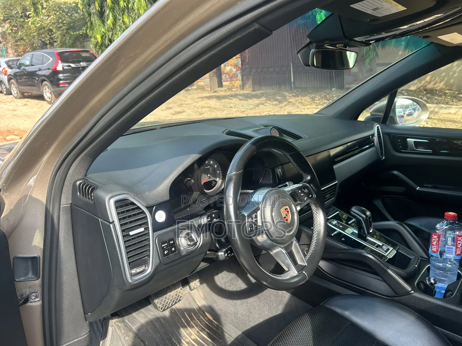 Porsche Cayenne Base AWD 2020 Brown