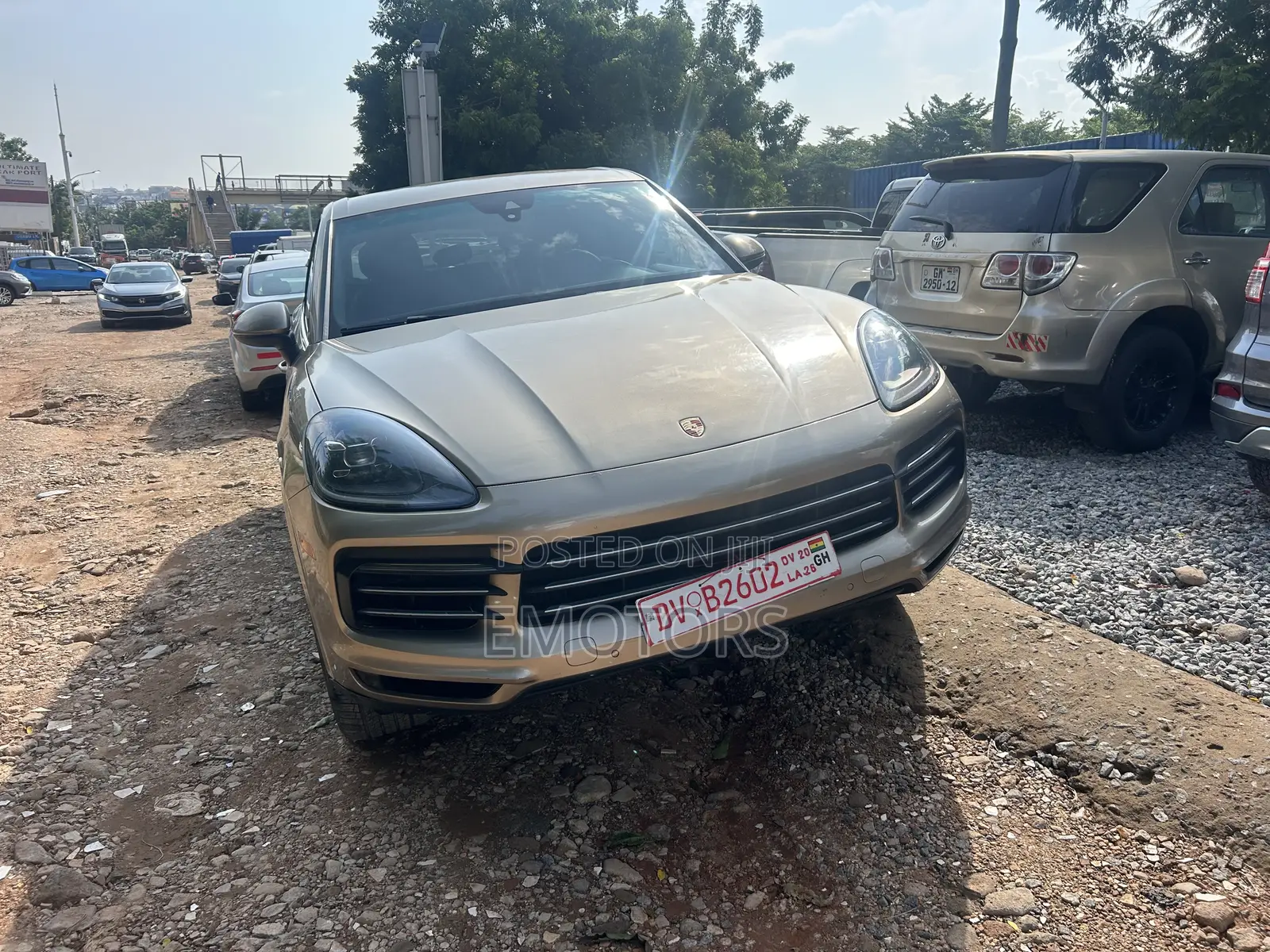Porsche Cayenne Base AWD 2020 Brown