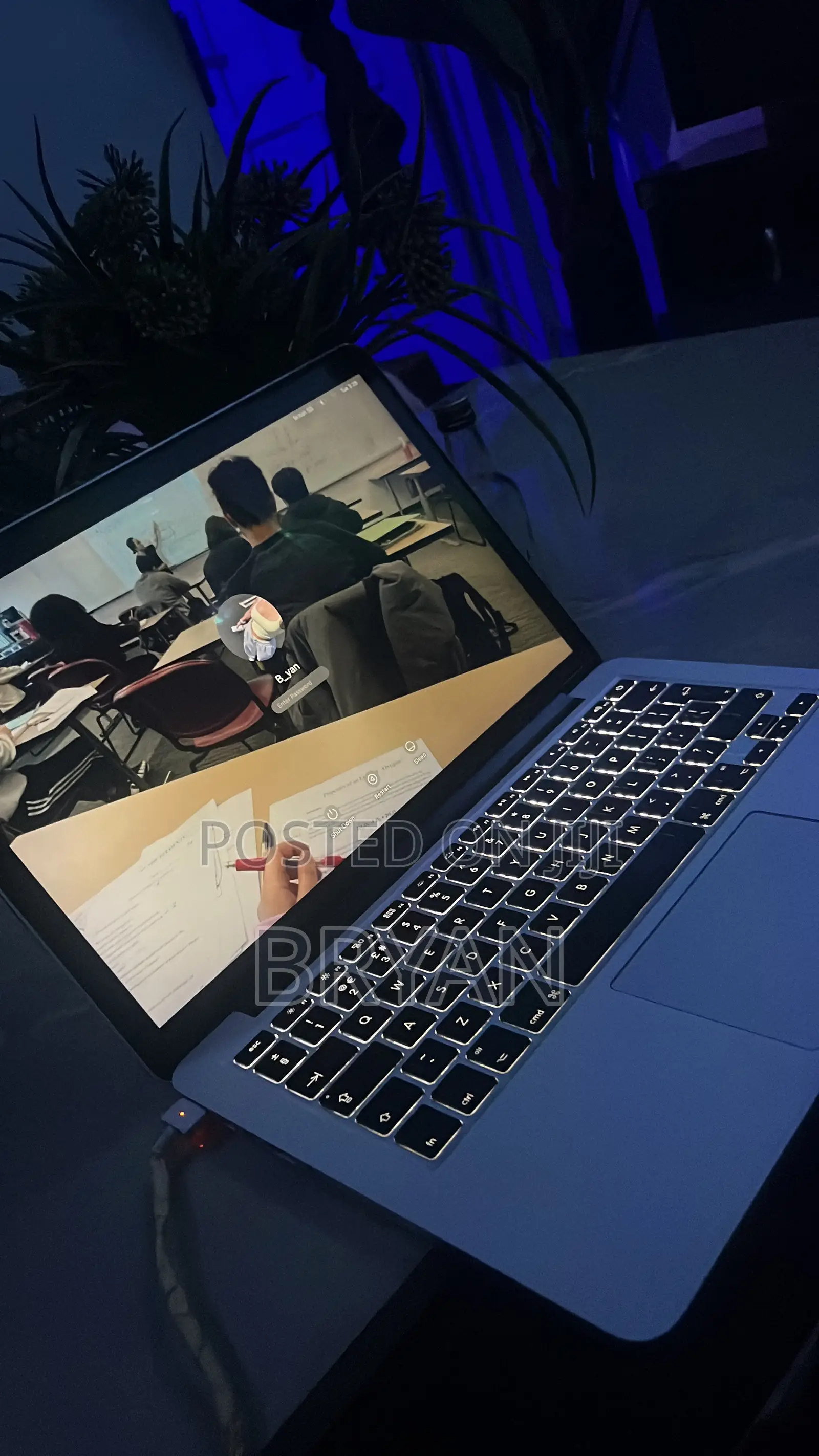 Laptop Apple MacBook Pro 2015 8GB Intel Core i5 SSD 512GB
