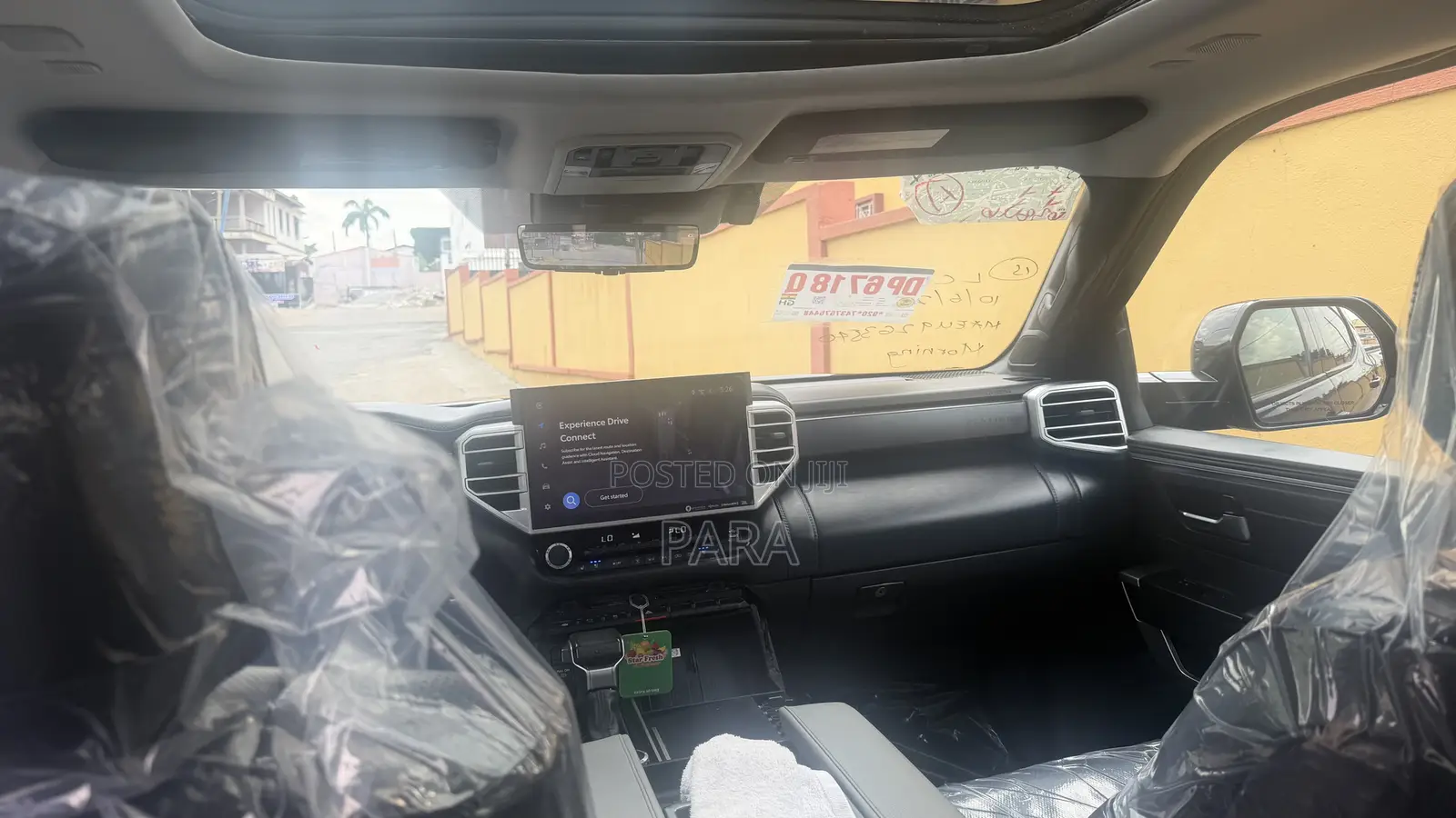 Toyota Tundra Platinum CrewMax 5.5' Bed 2023 Blue