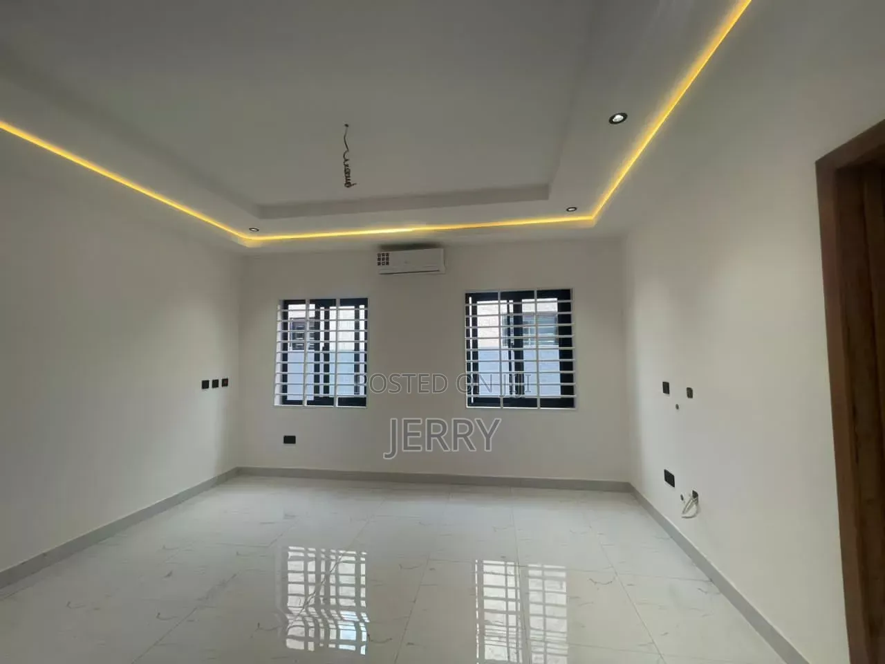 3bdrm House in Oyarifa Mall Area for sale
