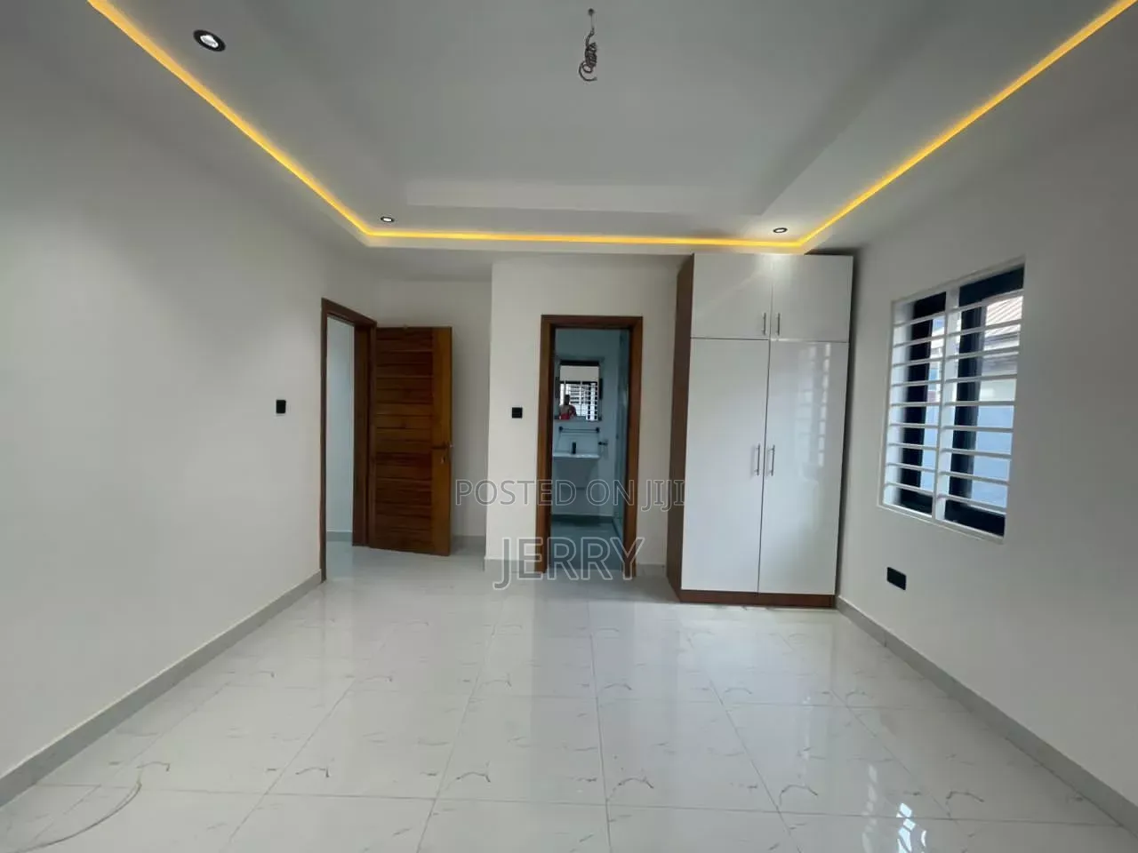 3bdrm House in Oyarifa Mall Area for sale