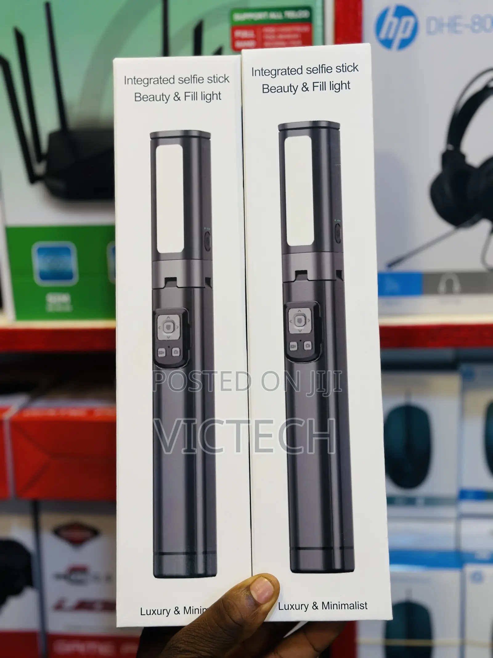 Cl19 Integrated Selfie Stick Beauty Fill Light