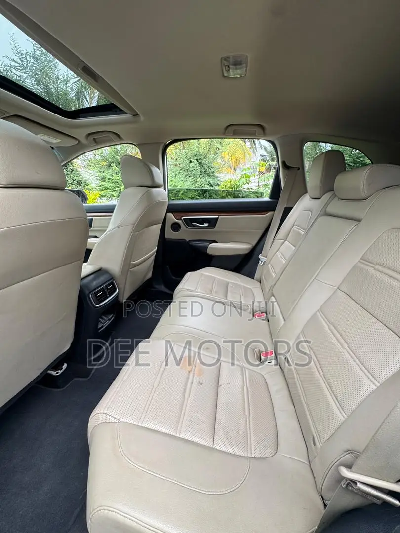 Honda CR-V Touring 4dr SUV AWD (1.5L 4cyl CVT) 2017 White