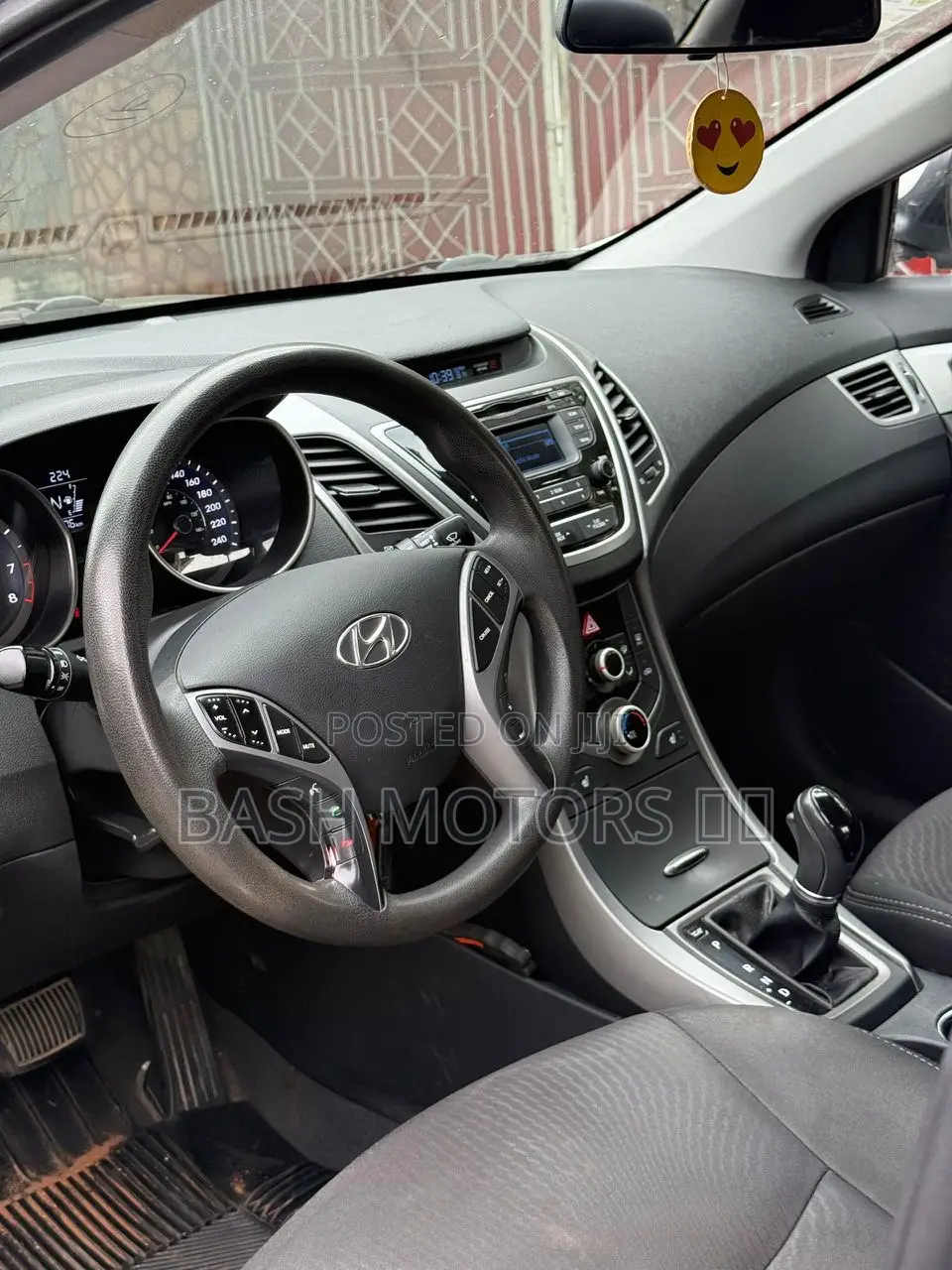 Hyundai Elantra SE Sedan FWD (1.8L 4cyl 6A) 2016 Gray
