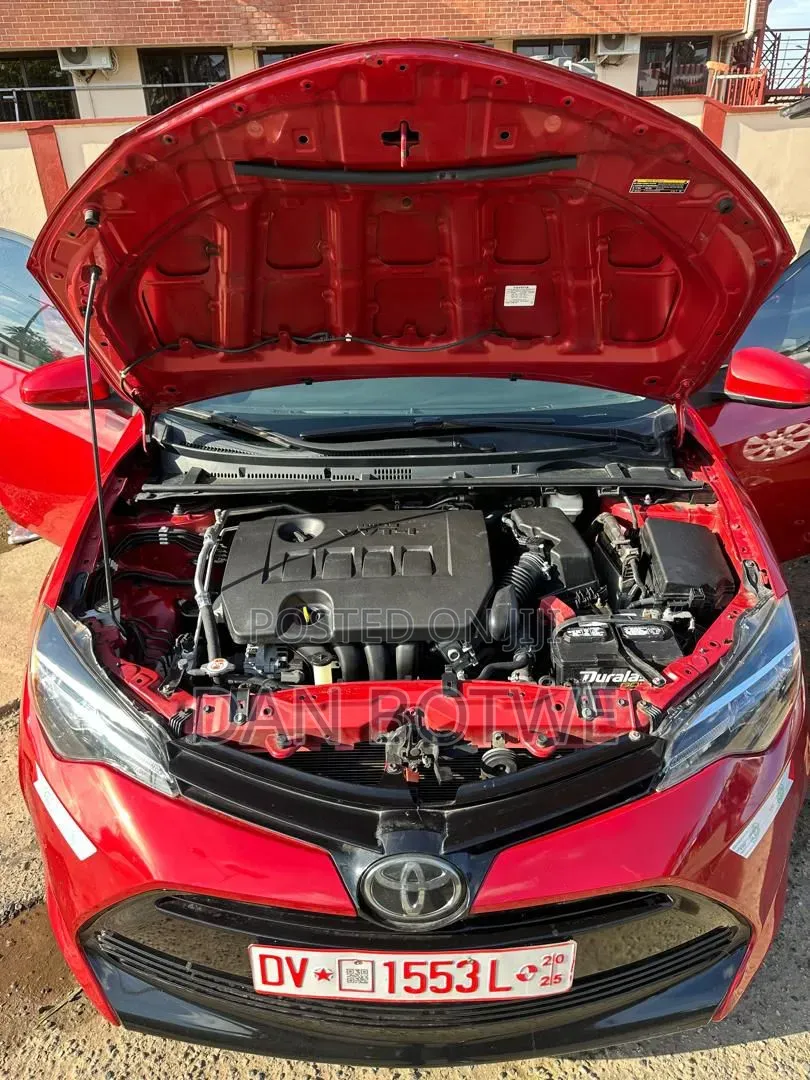 Toyota Corolla LE ECO 4dr Sedan (1.8L 4cyl CVT) 2017 Red