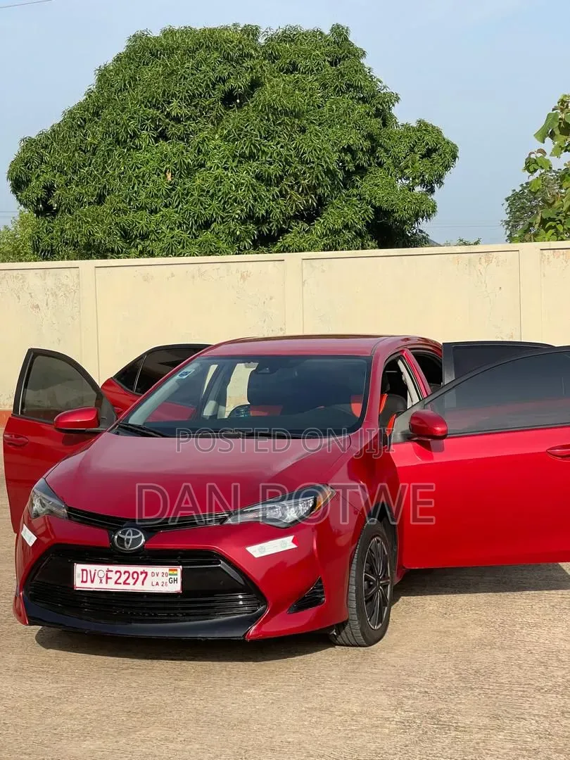 Toyota Corolla LE ECO 4dr Sedan (1.8L 4cyl CVT) 2017 Red