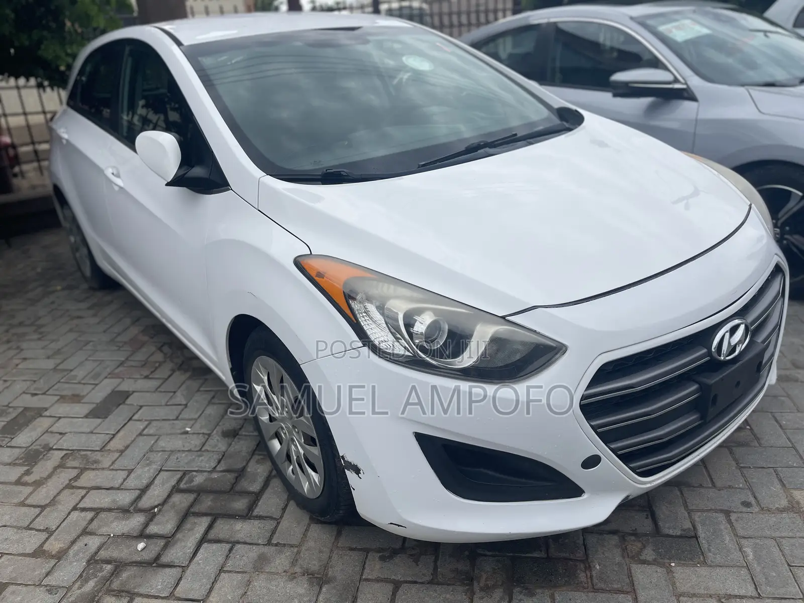 Hyundai Accent Sport 4dr Hatchback (1.6L 4cyl 6A) 2015 White