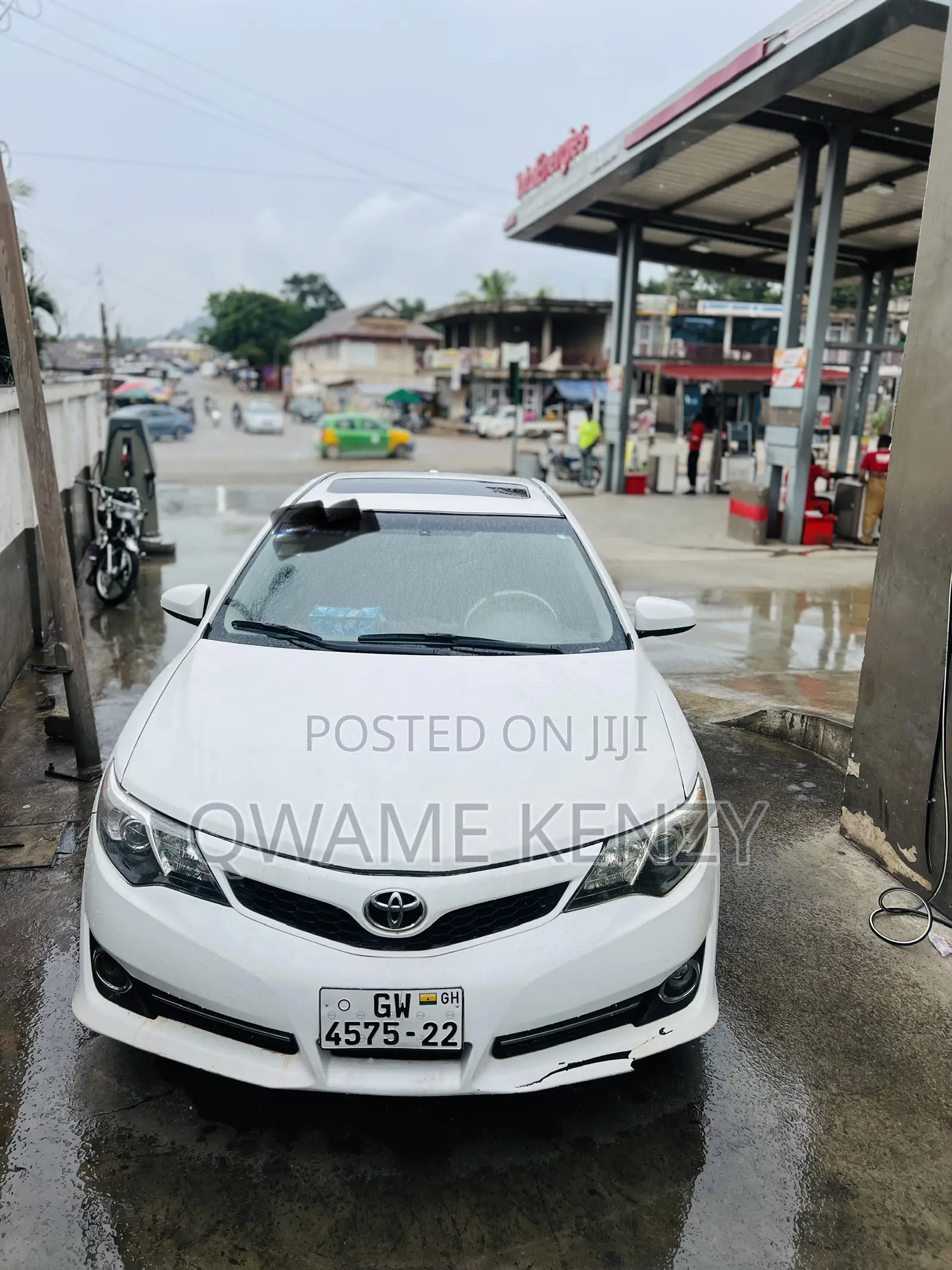 Toyota Camry 2014 White