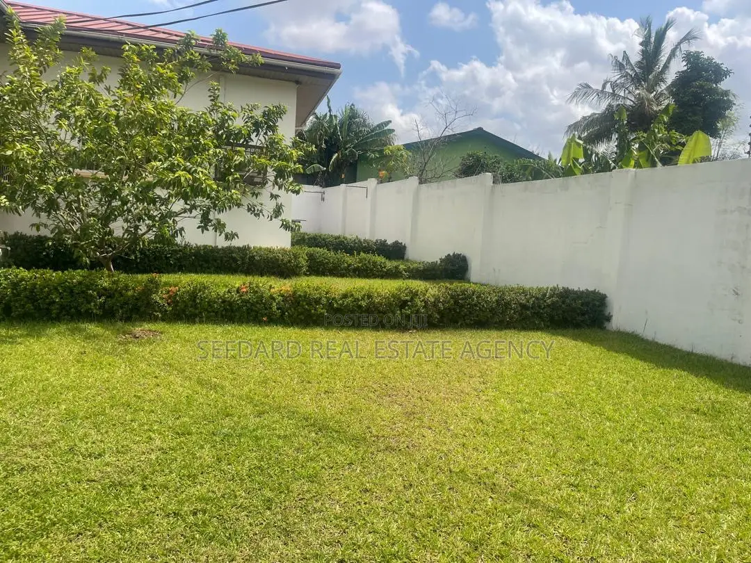 7bdrm House in Sefdard Properties, Kwabenya for rent