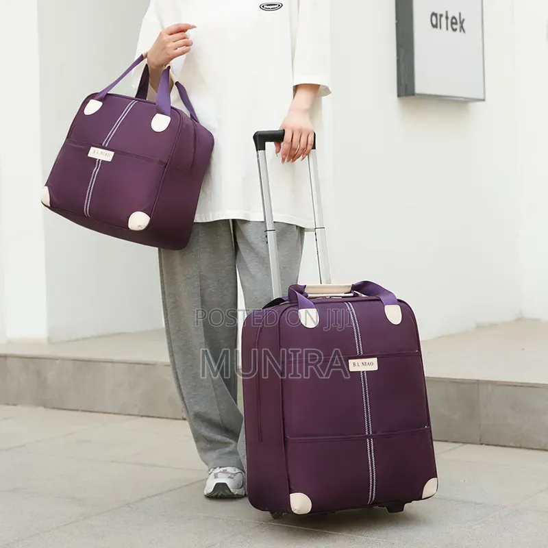 Ttravelling Bags Are Available In Different Colours