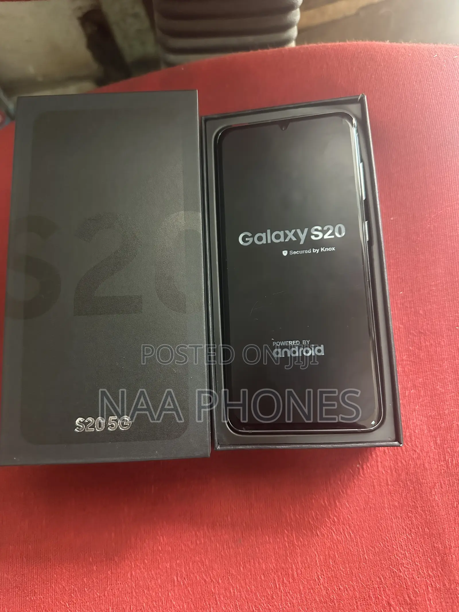 New Samsung Galaxy S20 128 GB Black