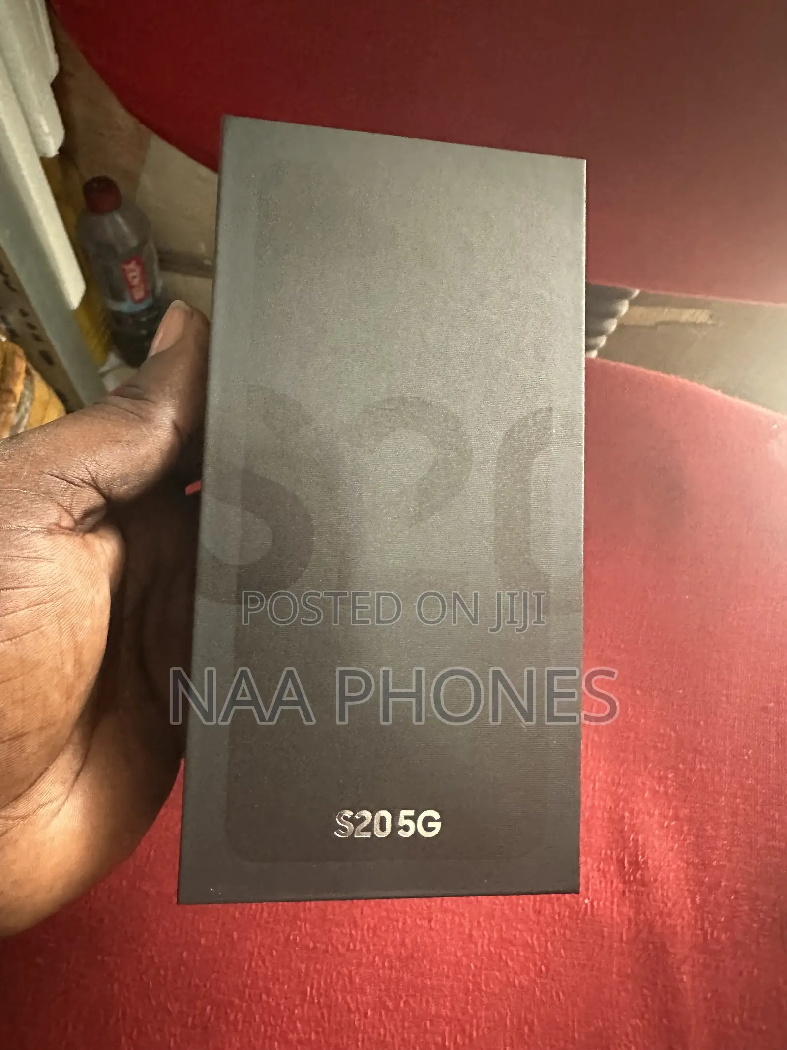 New Samsung Galaxy S20 128 GB Black