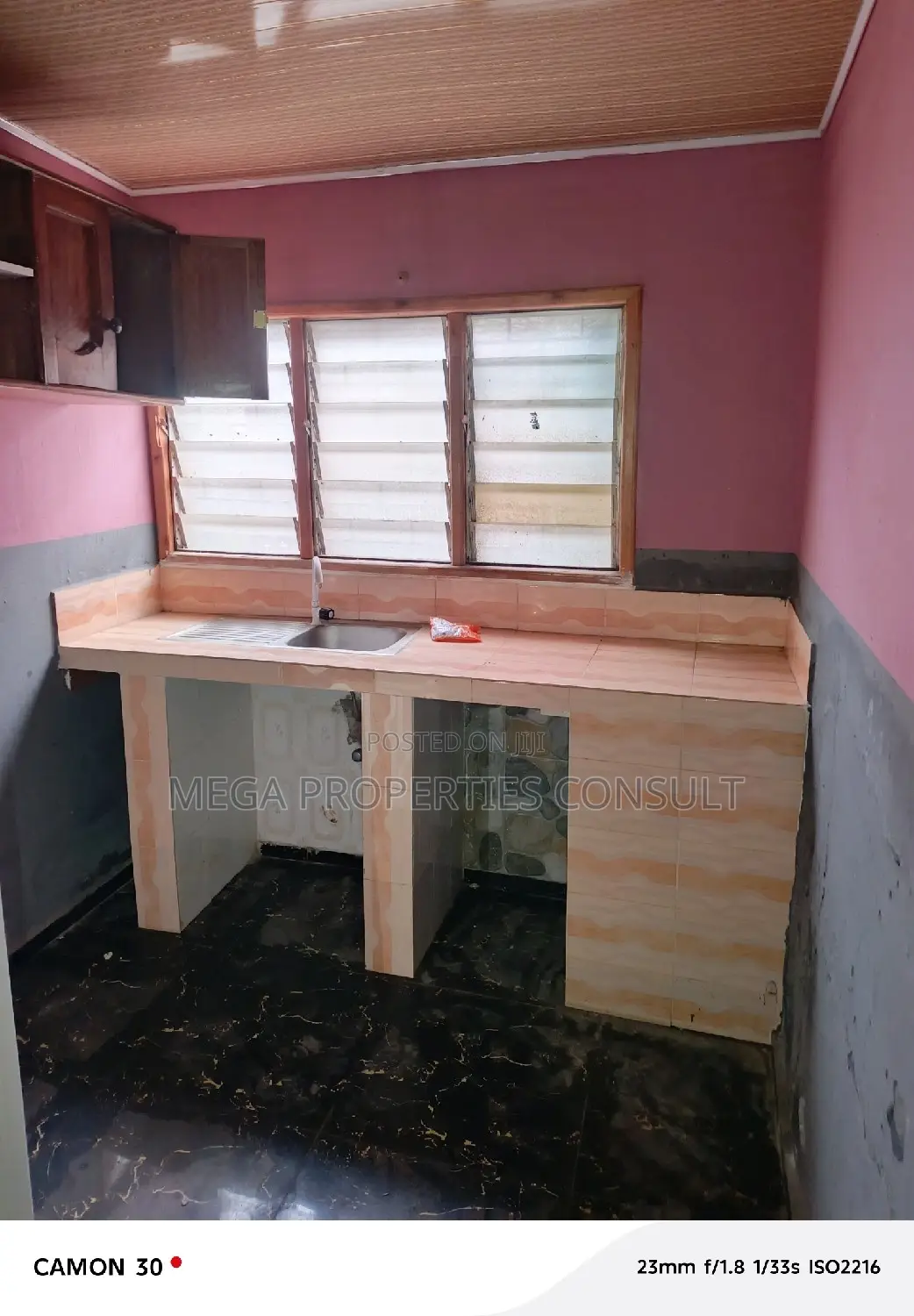 4bdrm House in Lapaz for sale