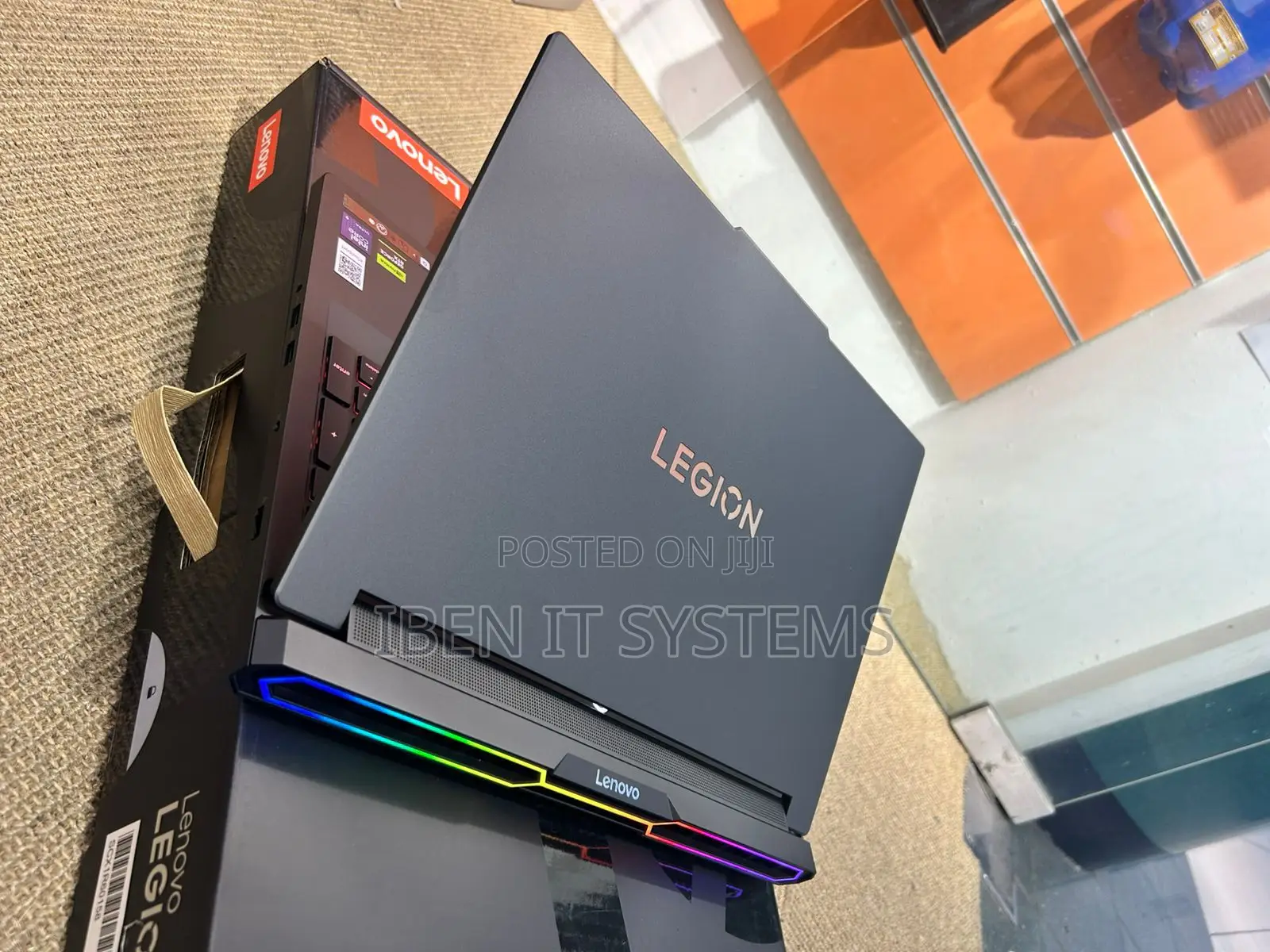 New Laptop Lenovo Legion Pro 7 64GB Intel Core Ultra 9 SSD 1T
