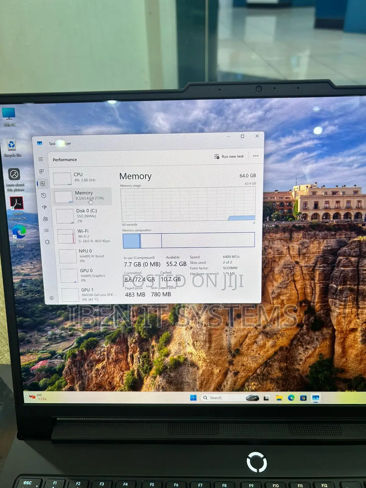New Laptop Lenovo Legion Pro 7 64GB Intel Core Ultra 9 SSD 1T