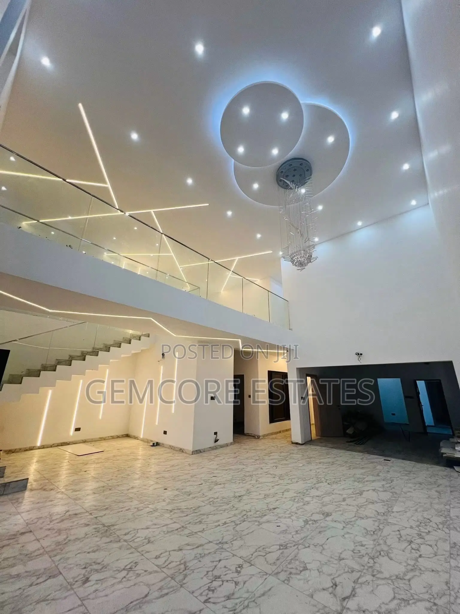 4bdrm House in School Junction, East Legon for sale