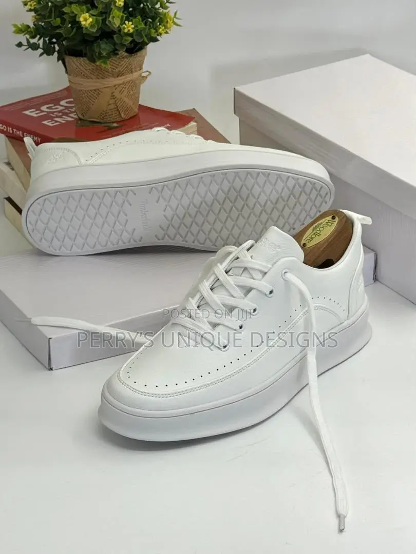 Premium All-White Timberland Stylish Leather Lace-Up Sneakers