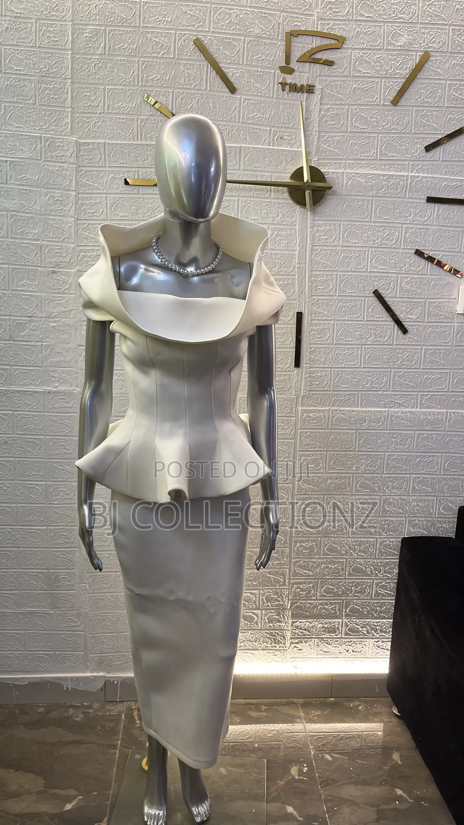 Pencil Skirt and Top Luxury Set
