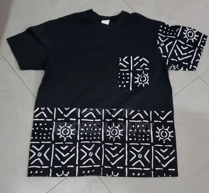 Distinct African Print Men T- Shirt