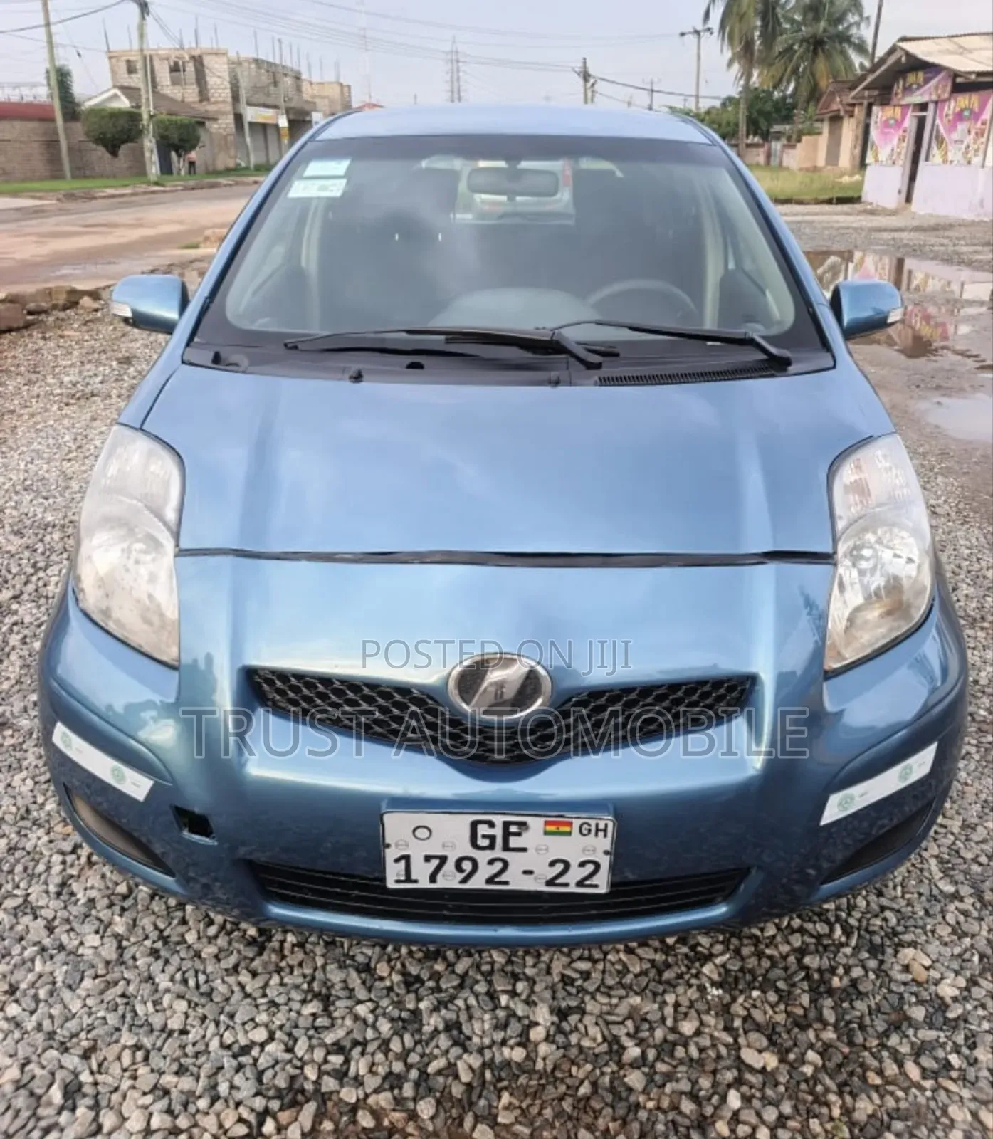 Toyota Vitz 1.3 FWD 5dr 2010 Blue