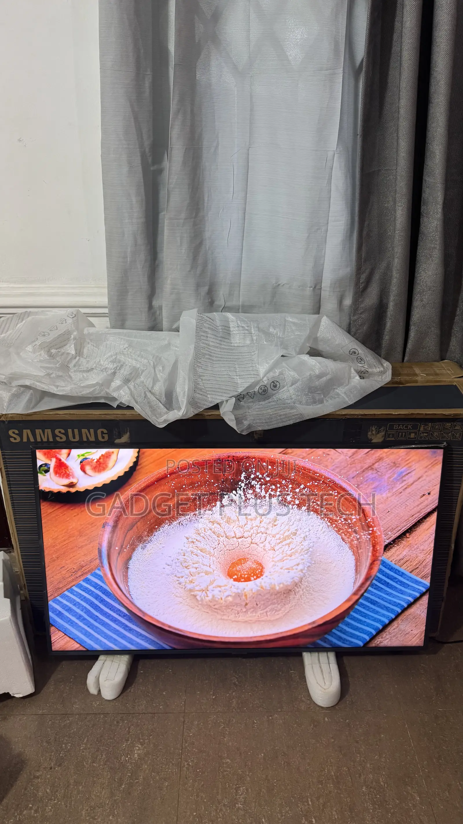 Brand New 50” Samsung Uhd Smart Tv (Free Delivery)