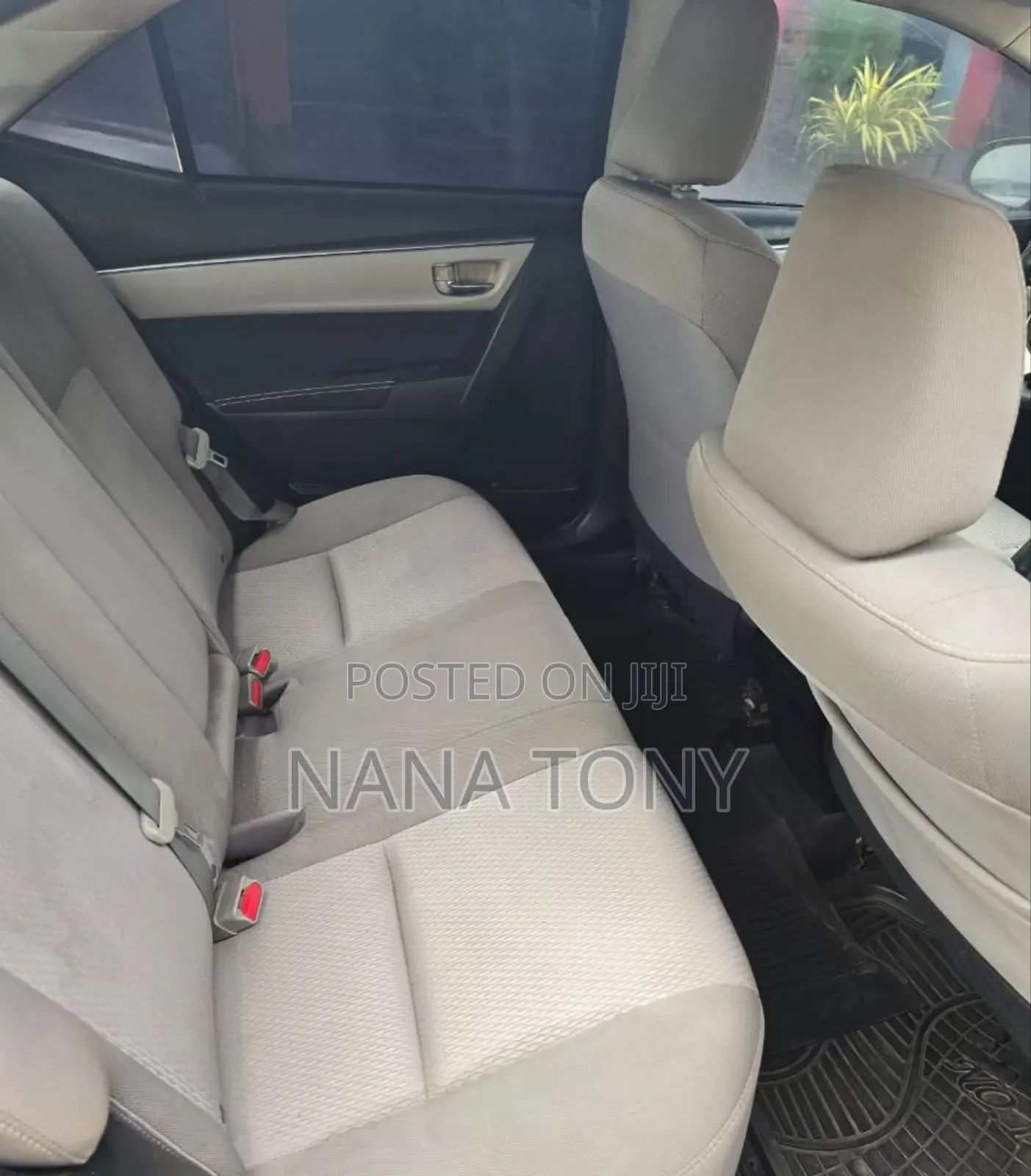 Toyota Corolla LE Eco 4dr Sedan (1.8L 4cyl CVT) 2015 Black