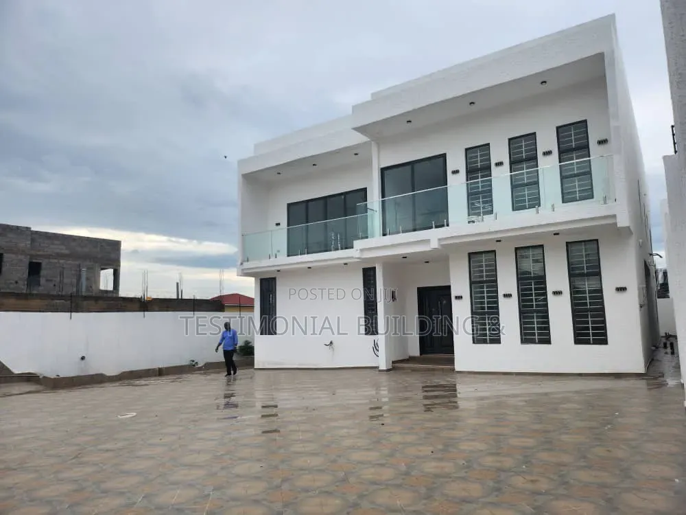 4bdrm House in Testimonial Building, Police Station for sale