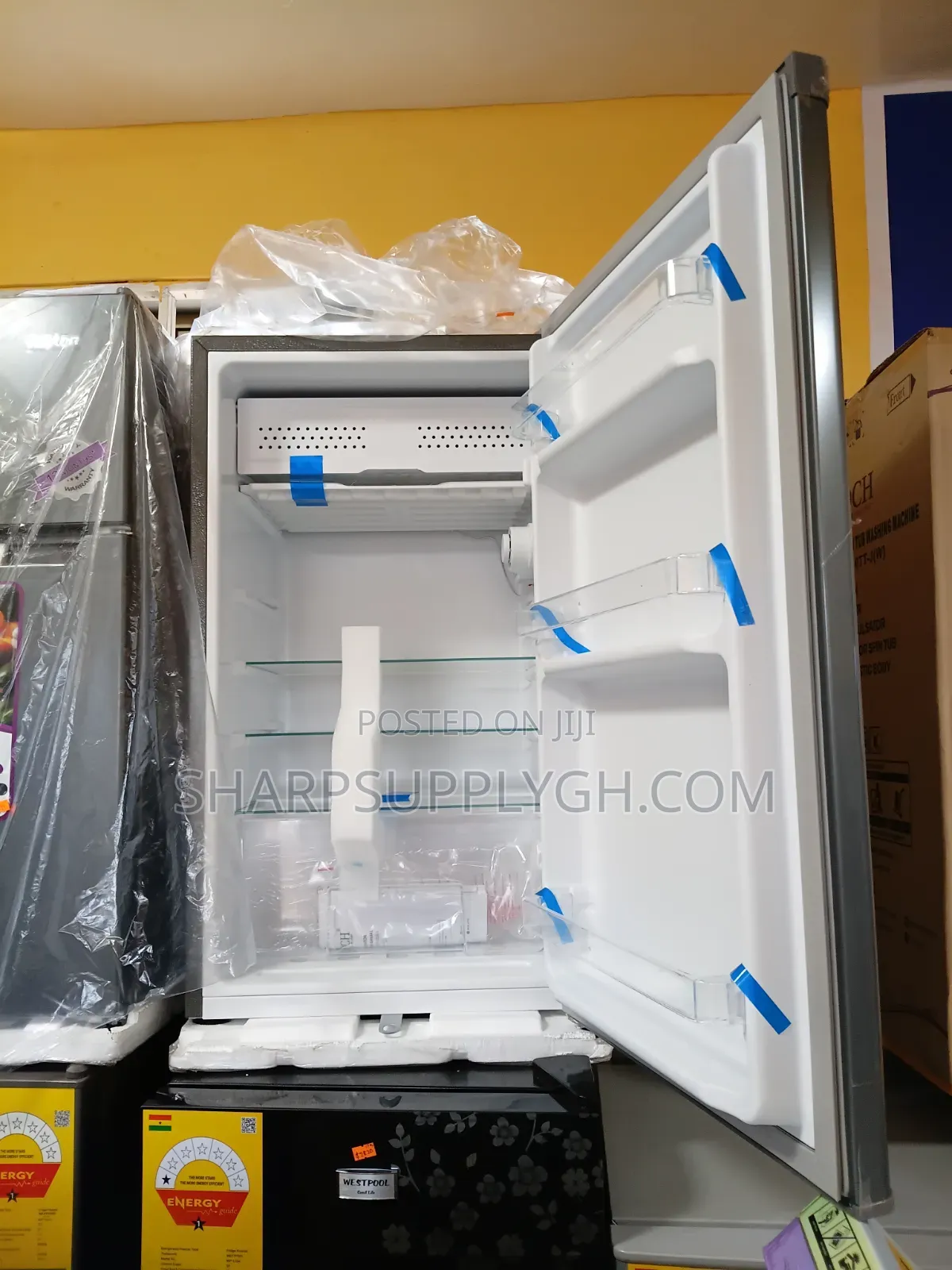 Roch 92l Table Top Single Door Refrigerator (Rfr-120s-I)