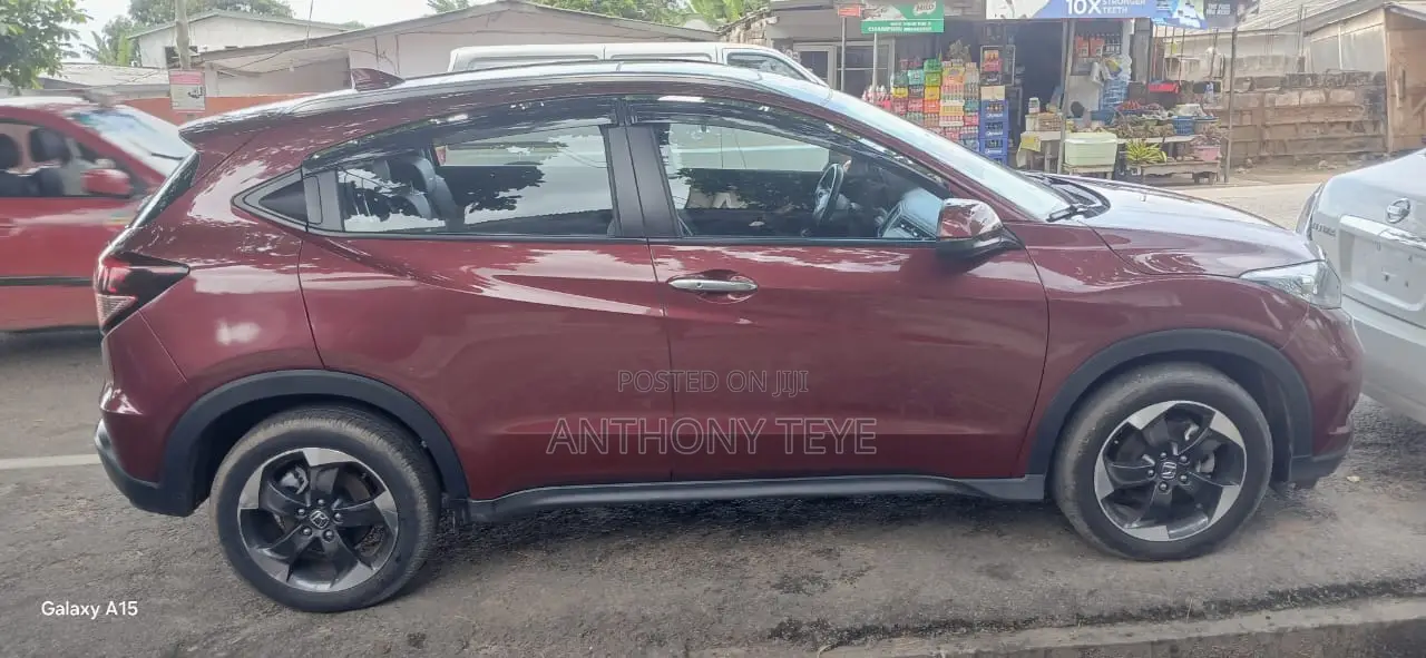 Honda Vezel 2017 Brown