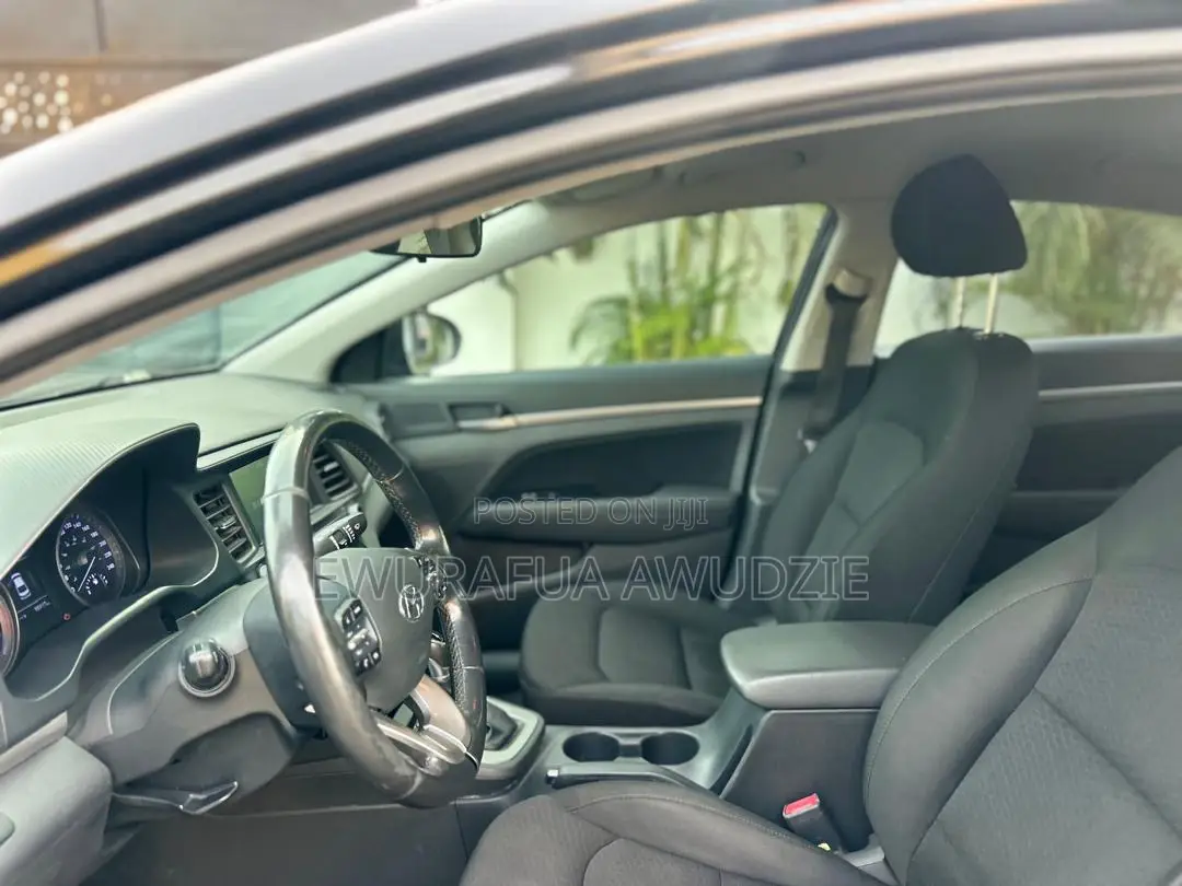 Hyundai Elantra 2019 Black