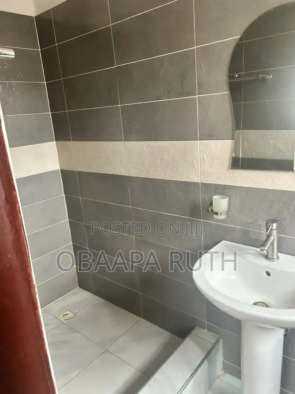 3bdrm House in Oyarifa Mall for rent