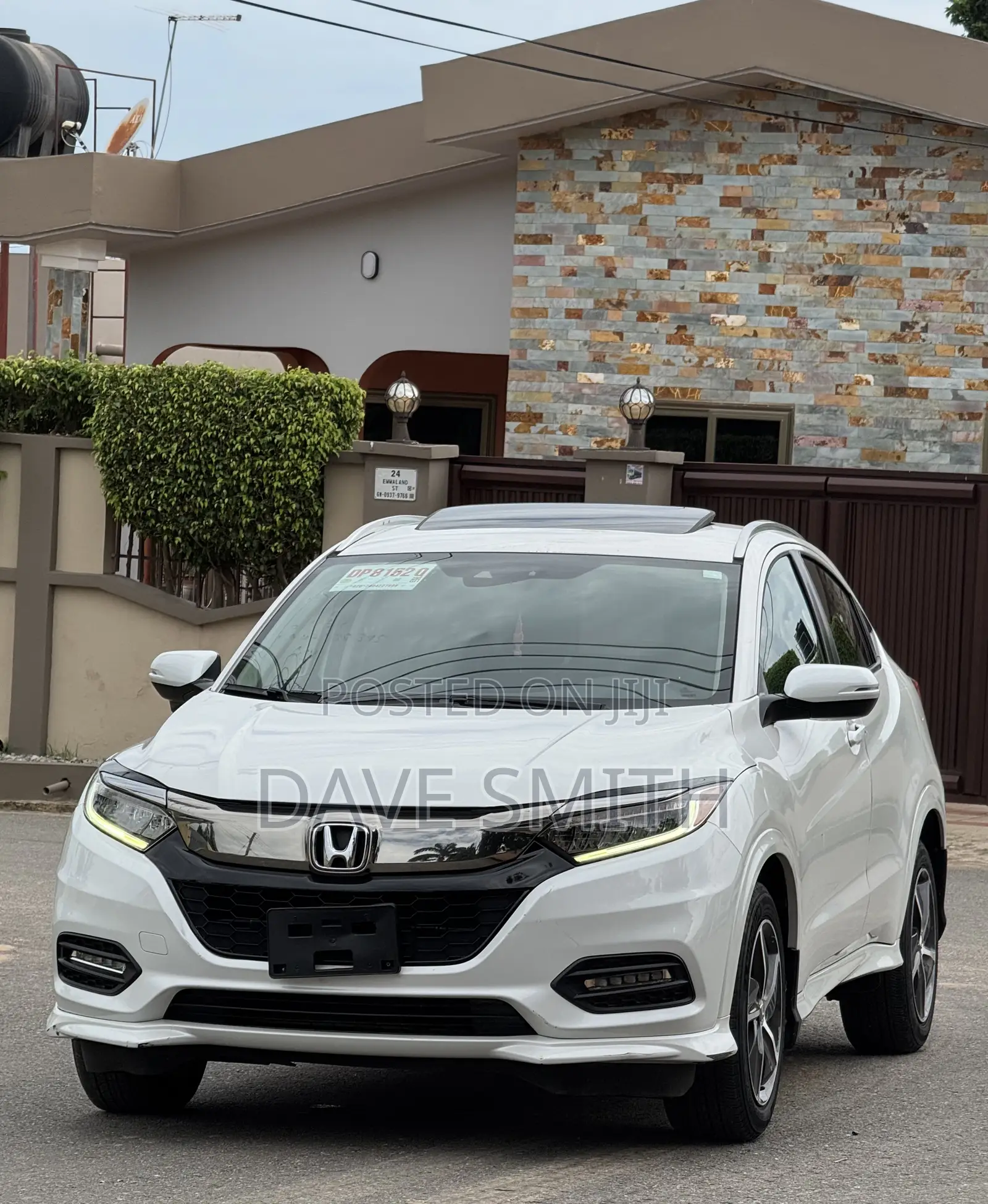 Honda HR-V Touring AWD 2020 White