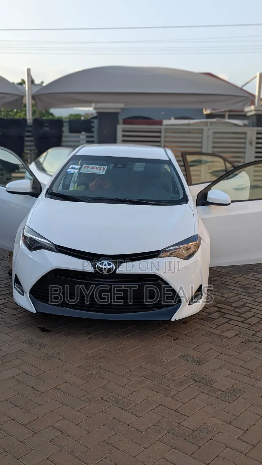 Toyota Corolla 2017 White