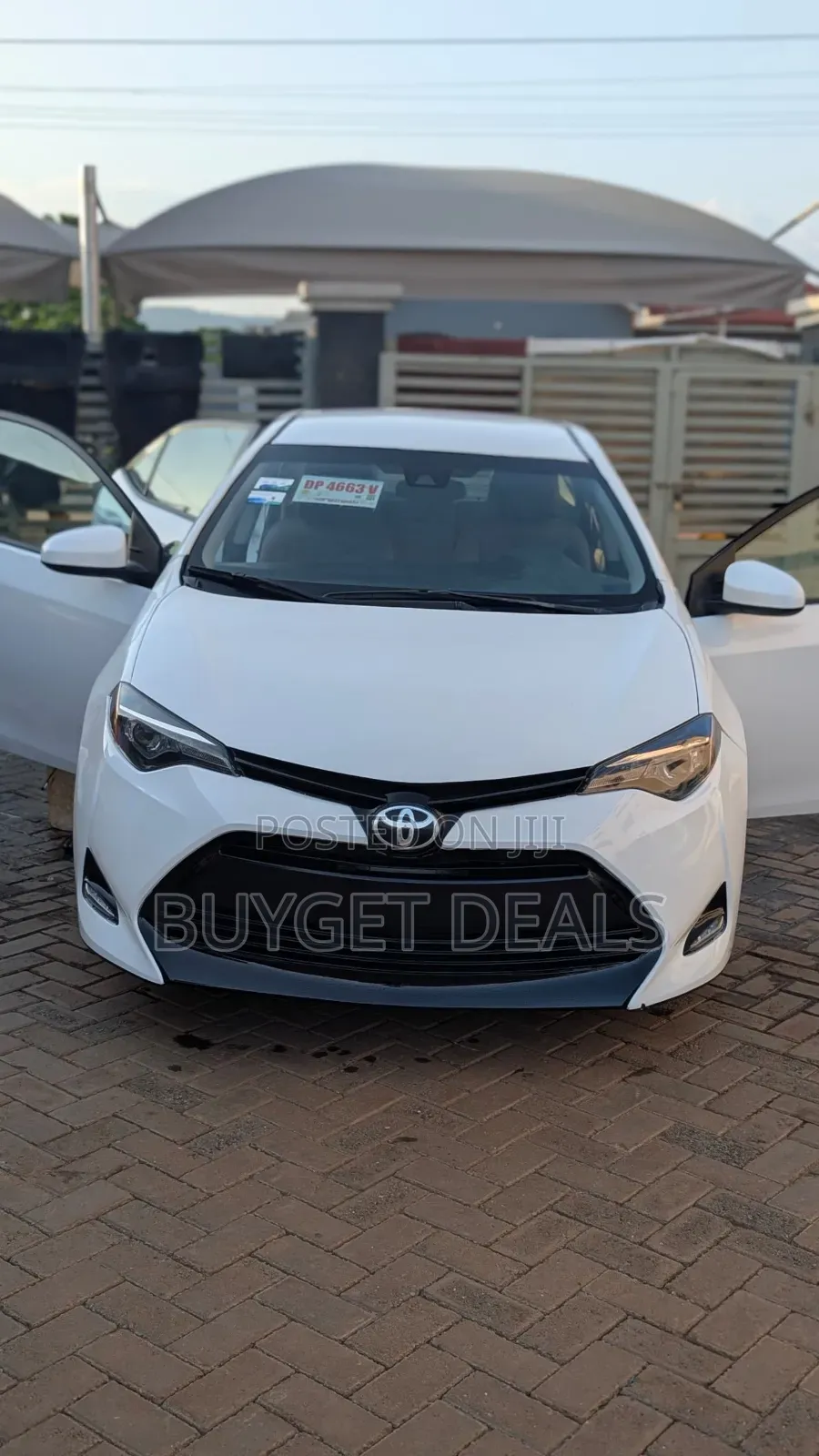 Toyota Corolla 2017 White