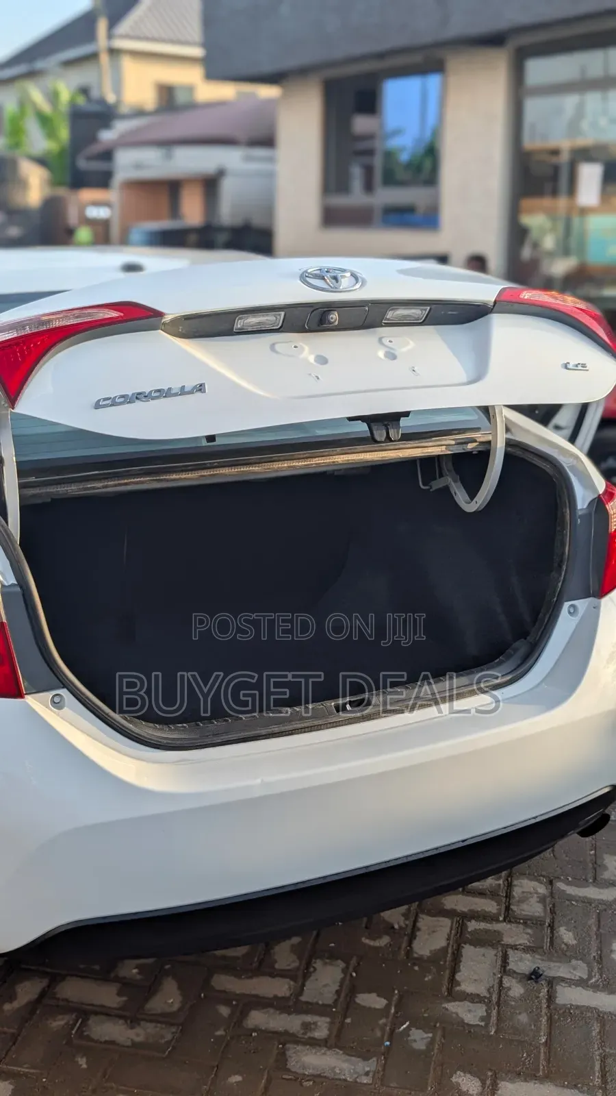 Toyota Corolla 2017 White