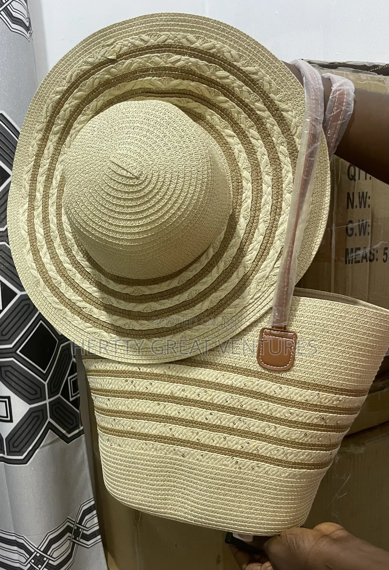 Beach Bag + Hat