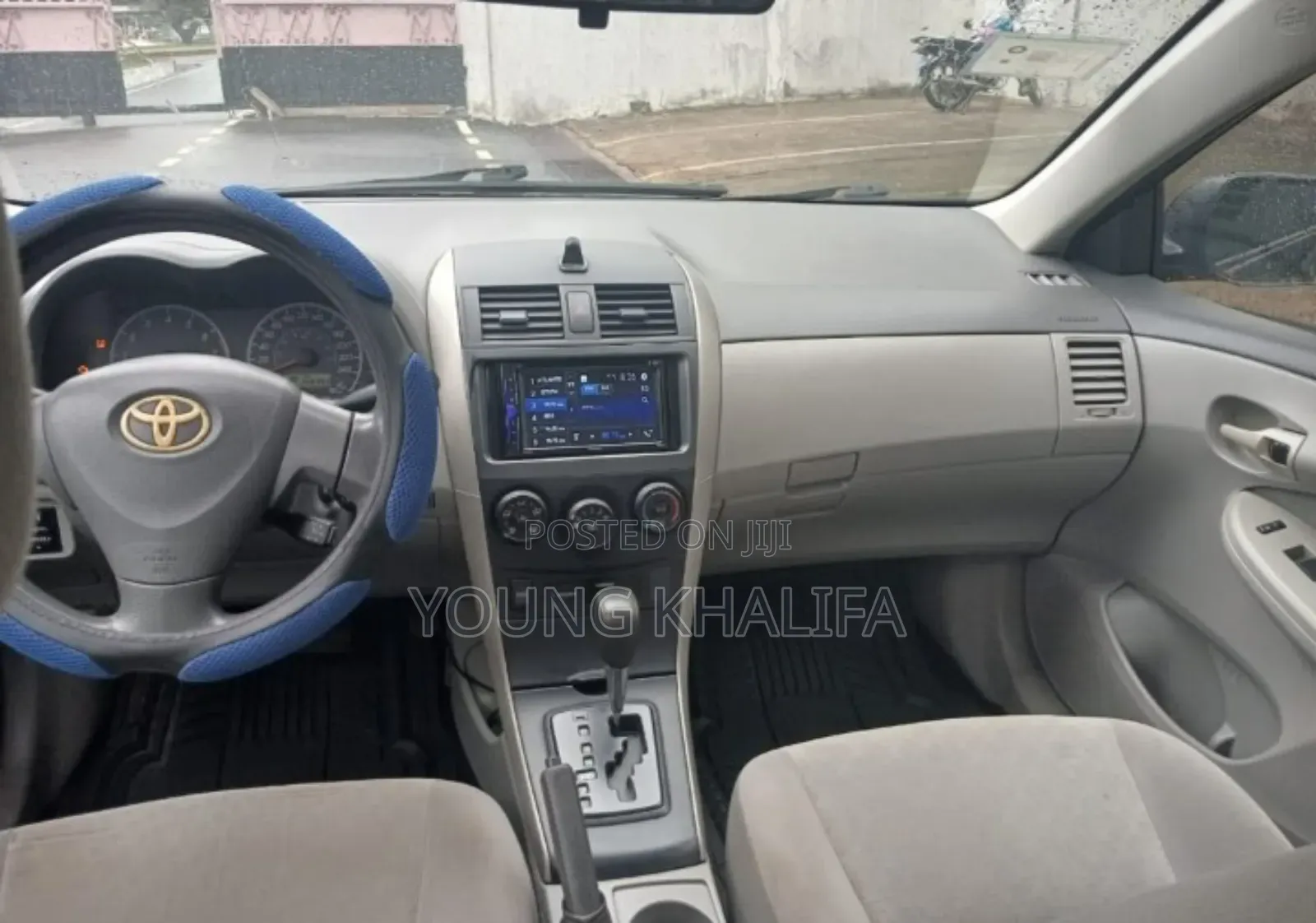 Toyota Corolla 2010 Black