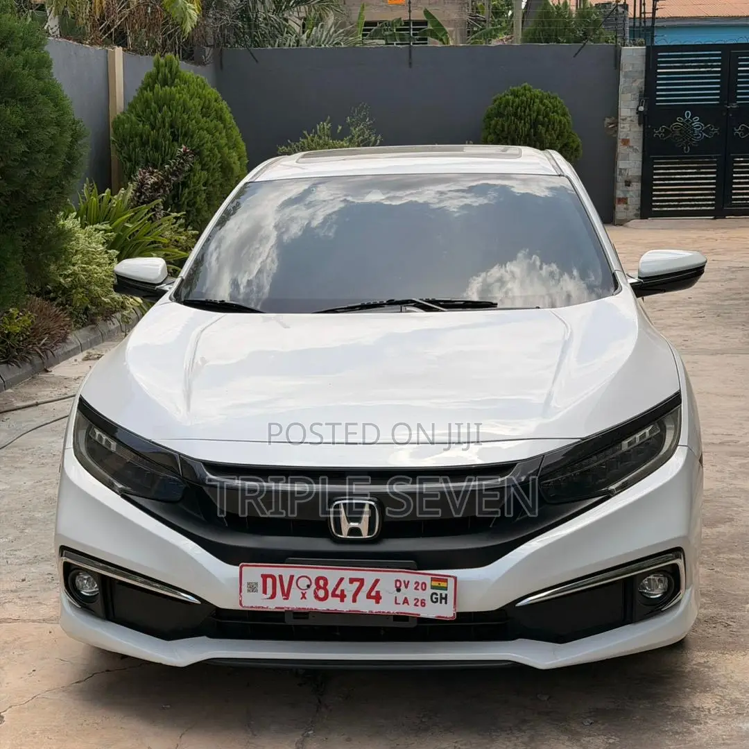 Honda Civic Touring Sedan 2019 White