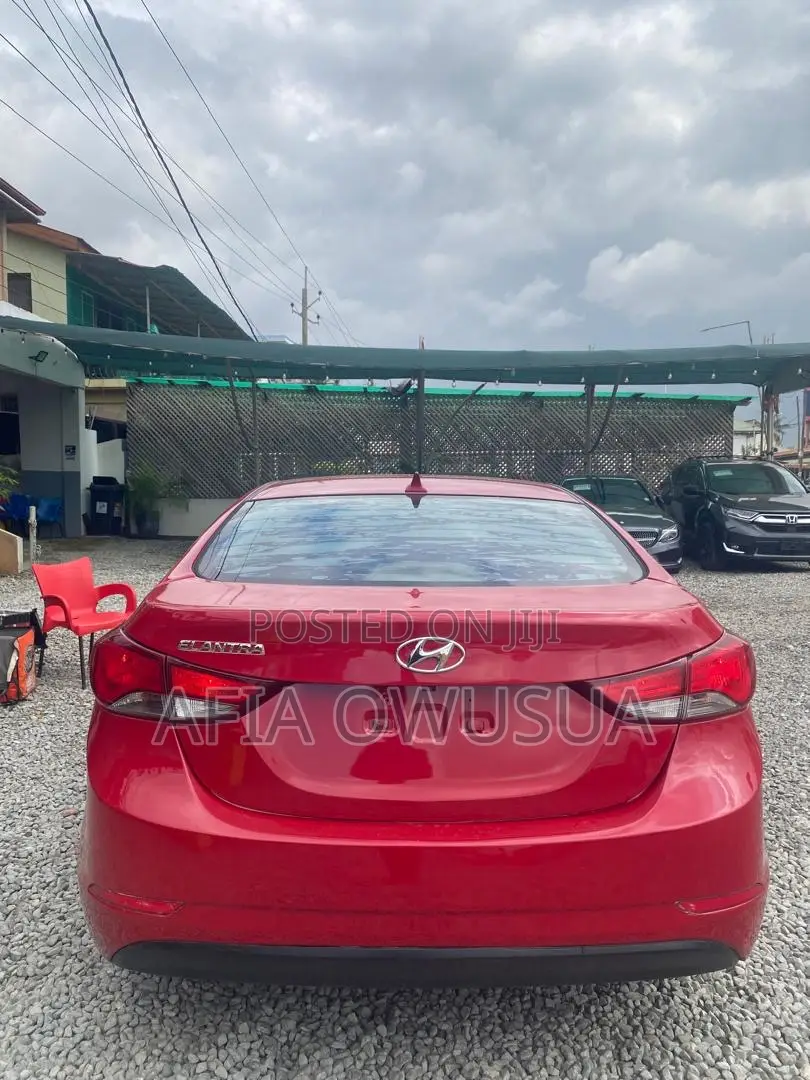 Hyundai Elantra 2015 Red