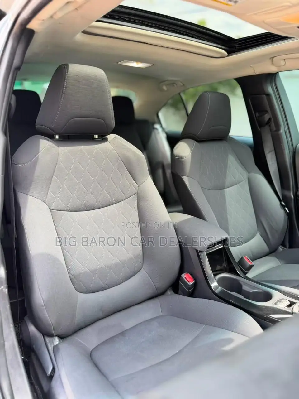 Toyota Corolla LE 2022 Silver