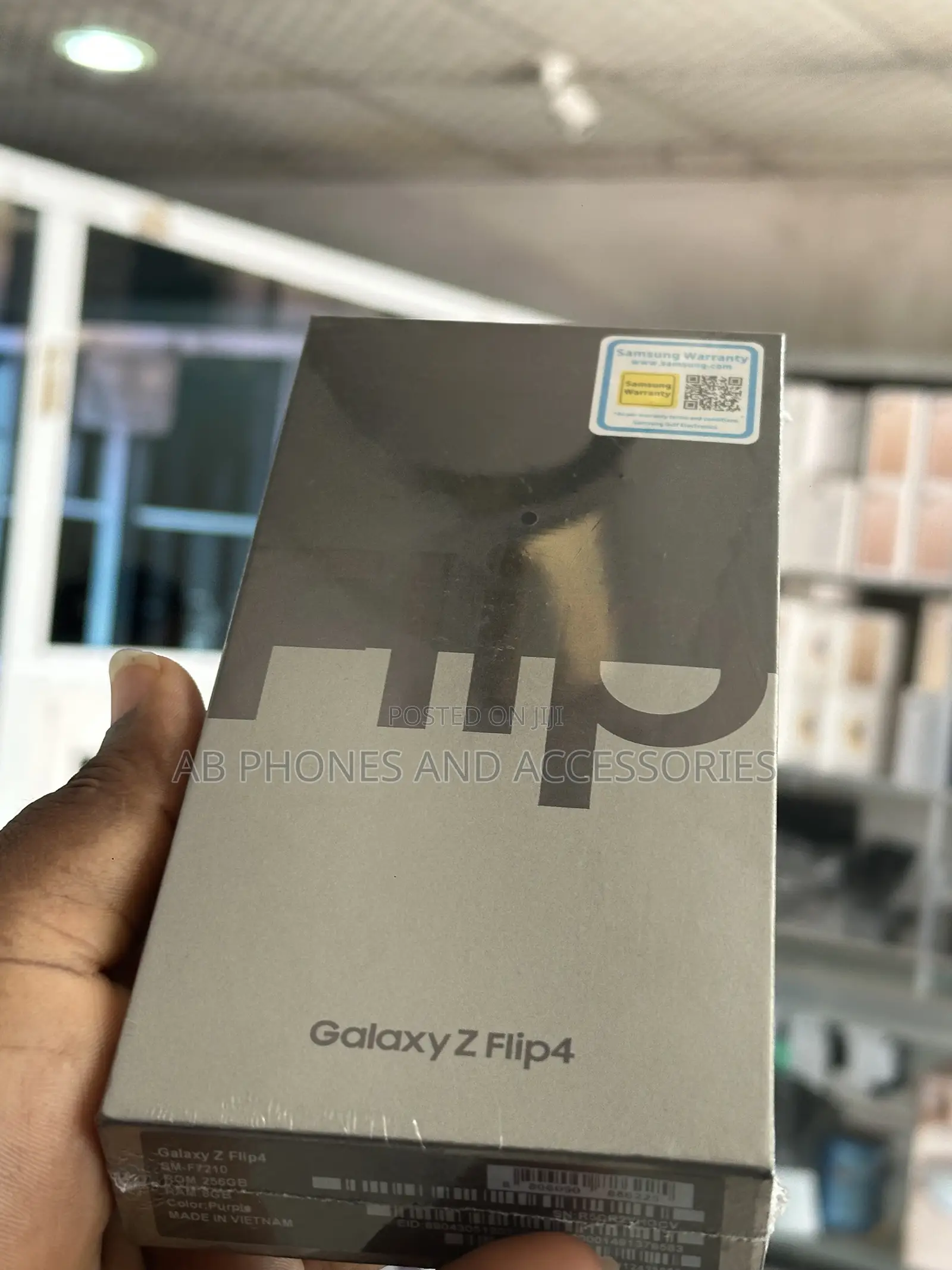 New Samsung Galaxy Z Flip4 256 GB Green