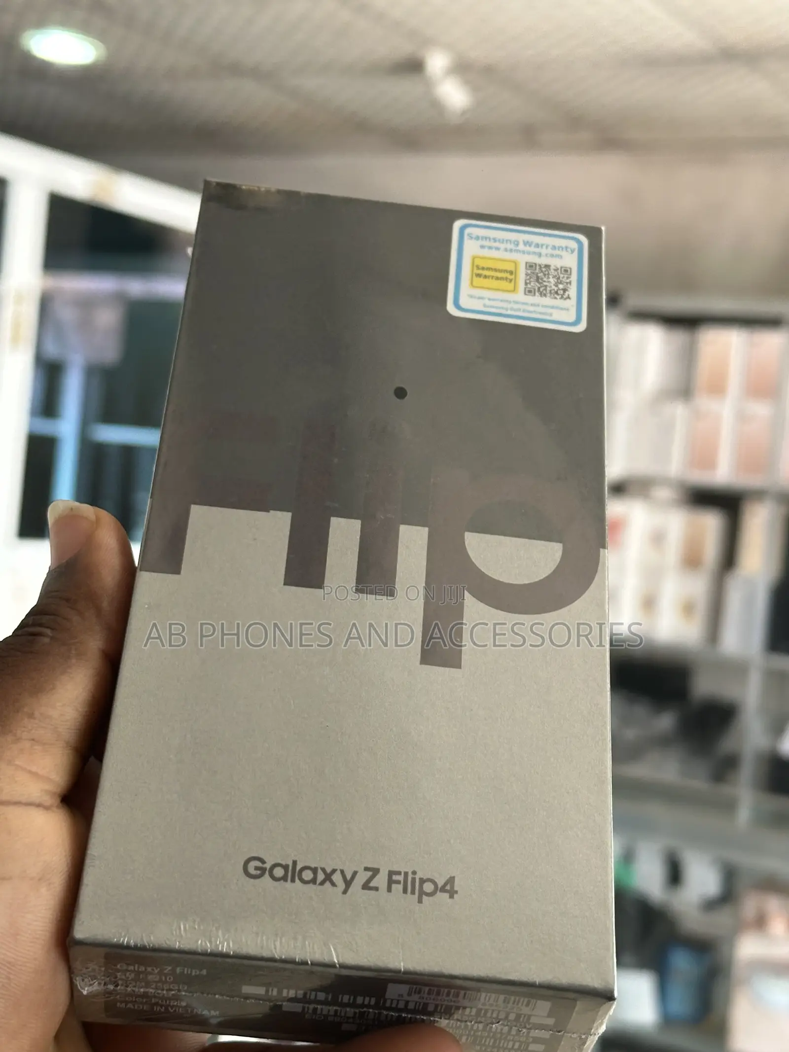 New Samsung Galaxy Z Flip4 256 GB Green