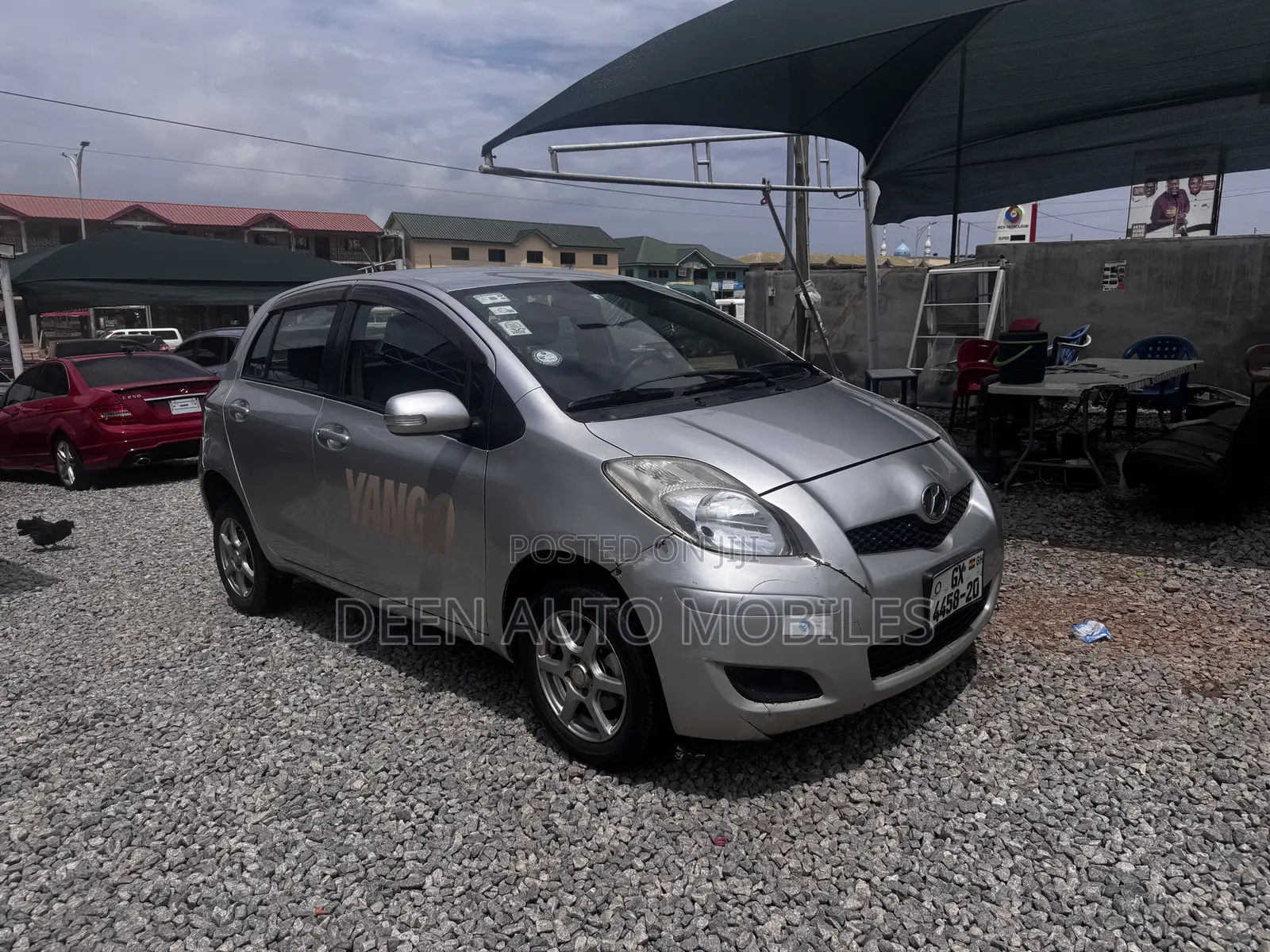 Toyota Vitz 1.0 FWD 3dr 2010