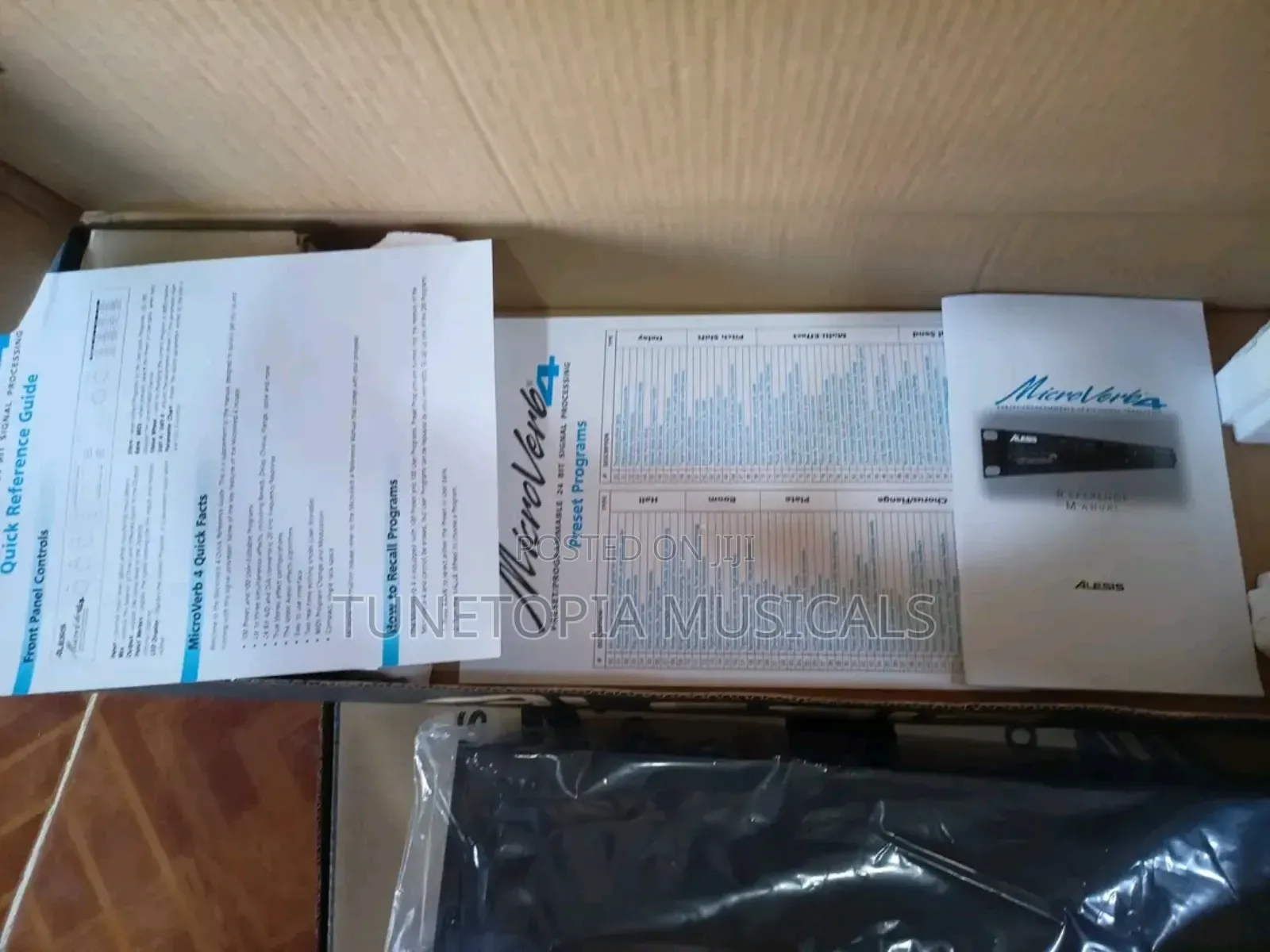 Alesis Microverb 4 Preset/Programmable Digital Signal Processor