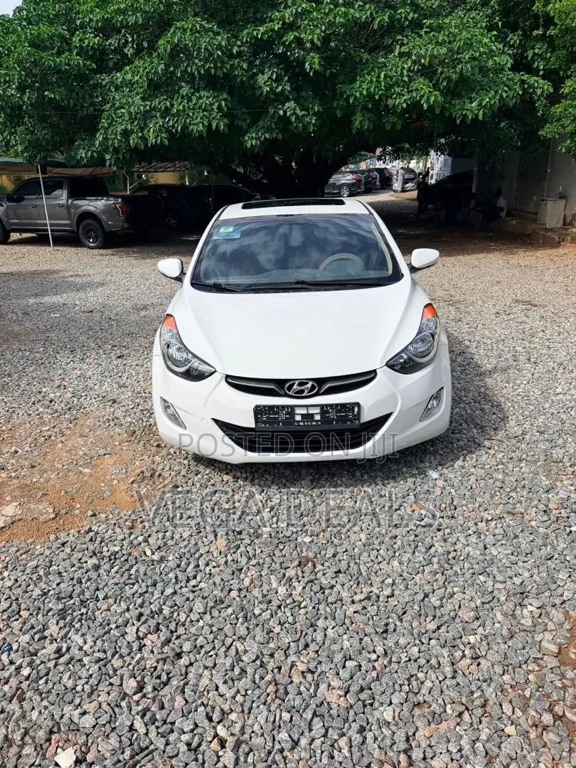 Hyundai Elantra 2014 White