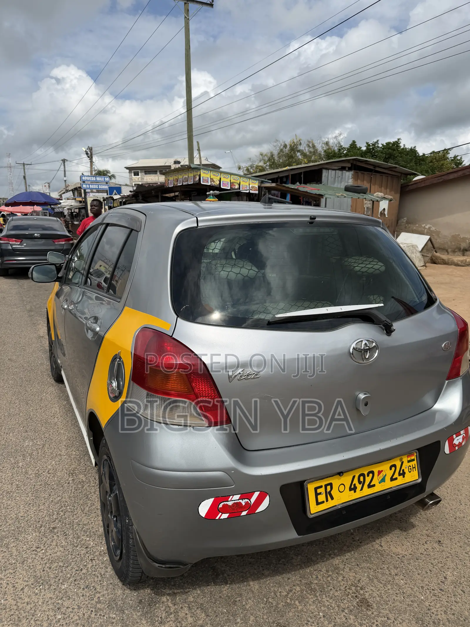 Toyota Vitz 1.3 AWD 3dr 2010 Gray