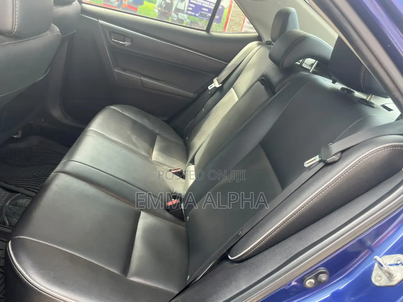 Toyota Corolla 2016 Blue