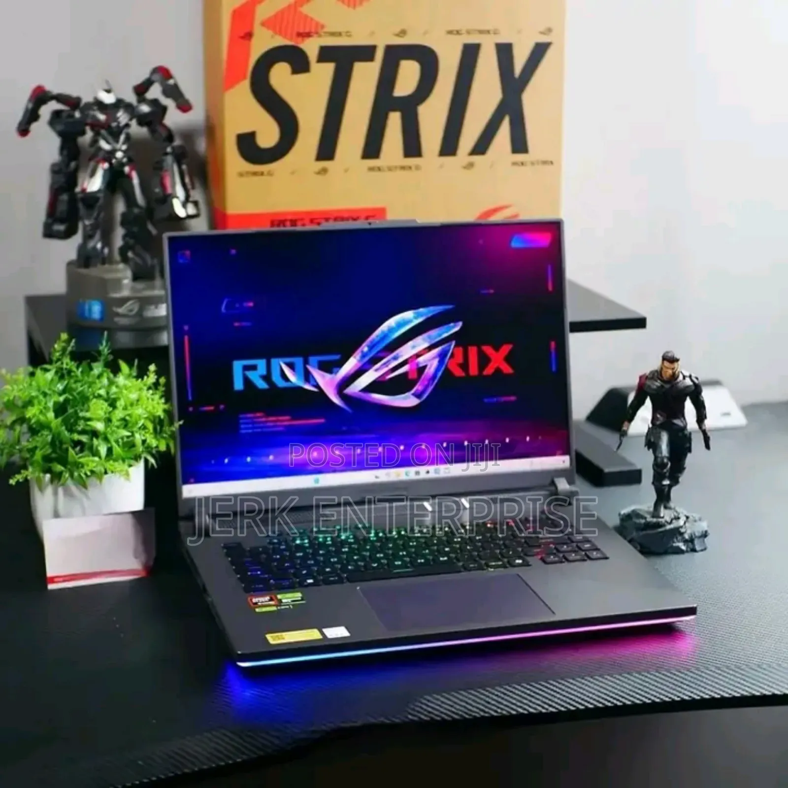 New Laptop Asus ROG Strix G17 16GB Intel Core i7 SSD 1T