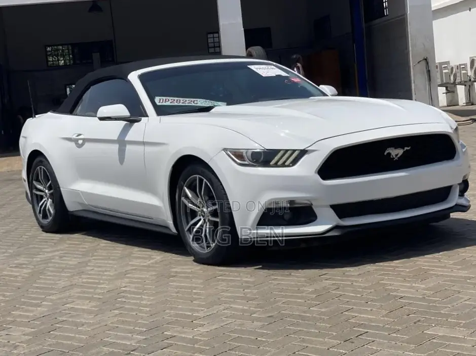 Ford Mustang EcoBoost Convertible 2018 White